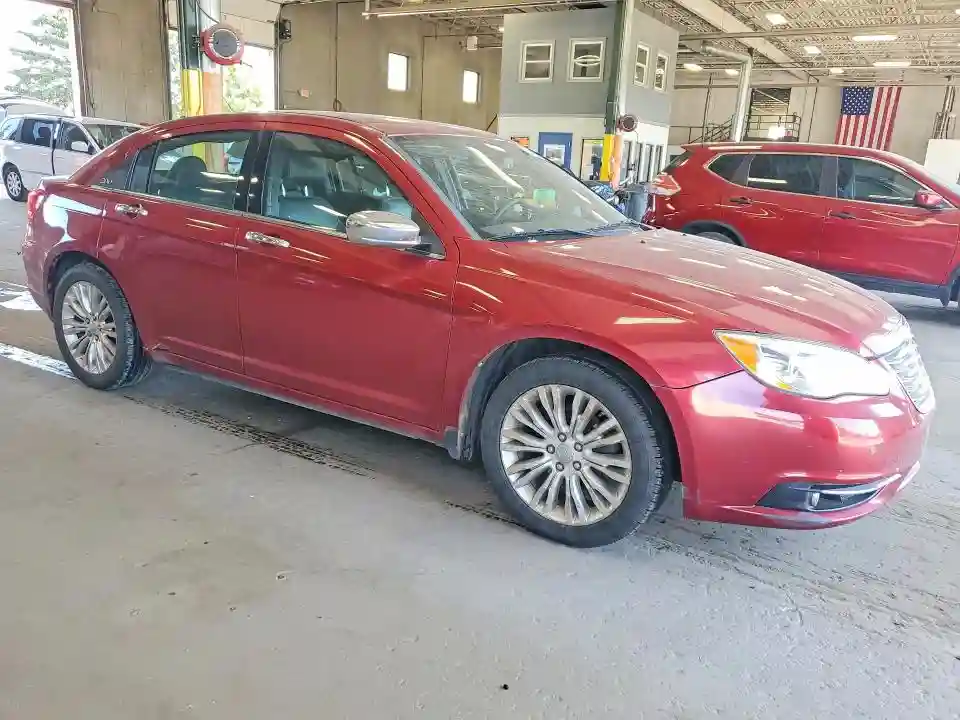 1C3BC2FG3BN581777 2011 CHRYSLER 200-3
