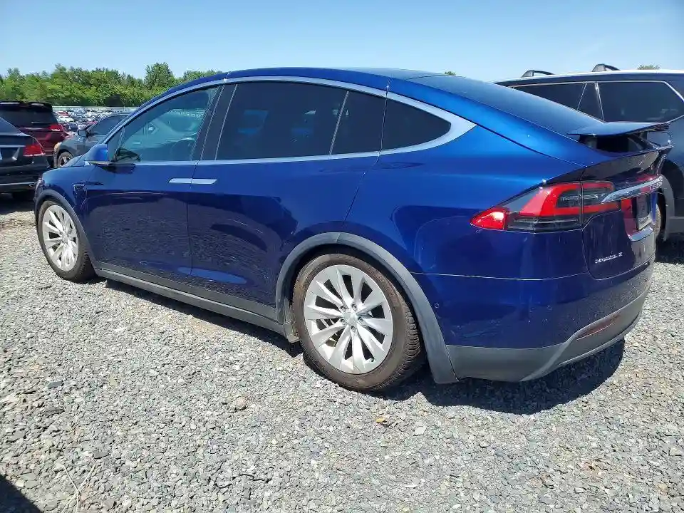 5YJXCBE24HF054703 2017 TESLA MODEL X-1