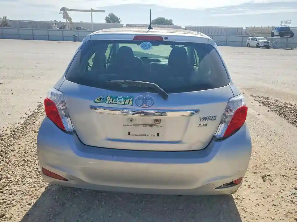 JTDKTUD38CD524196 2012 TOYOTA YARIS-5