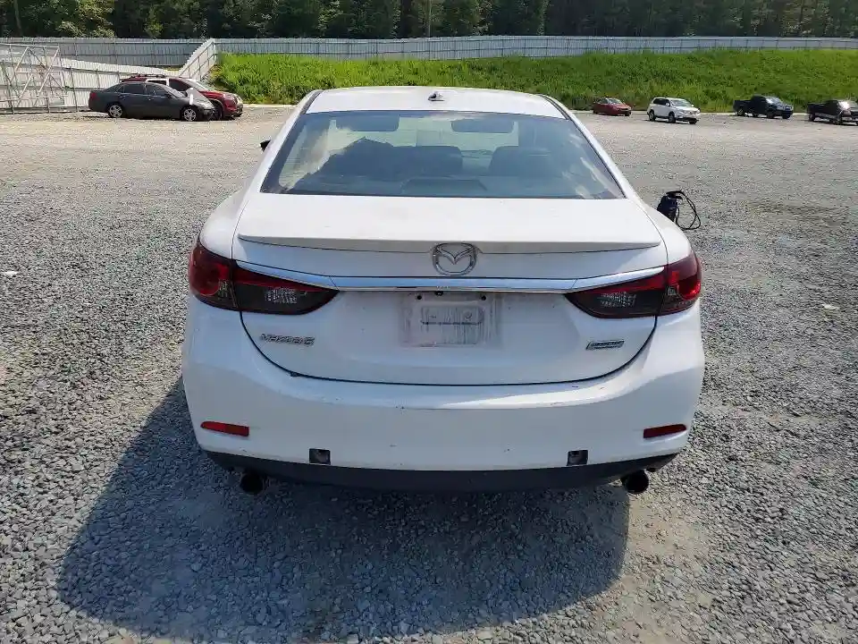 JM1GJ1W61E1120985 2014 MAZDA 6-5
