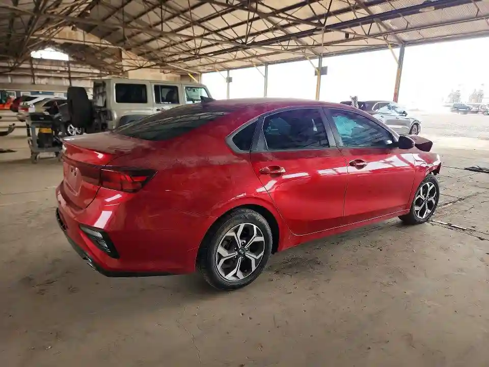 3KPF24AD5KE076904 2019 KIA FORTE LXS-2