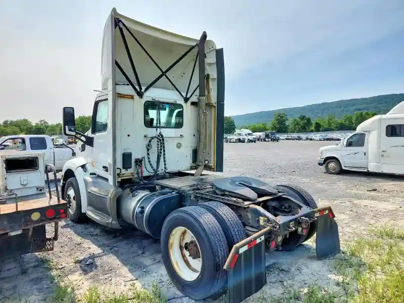 1XPBA48X4JD446370 2018 PETERBILT ALL OTHER-2
