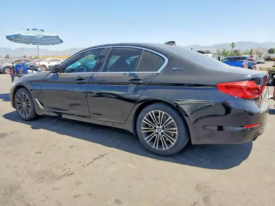 WBAJA9C57KB254290 2019 BMW 5 SERIES-1