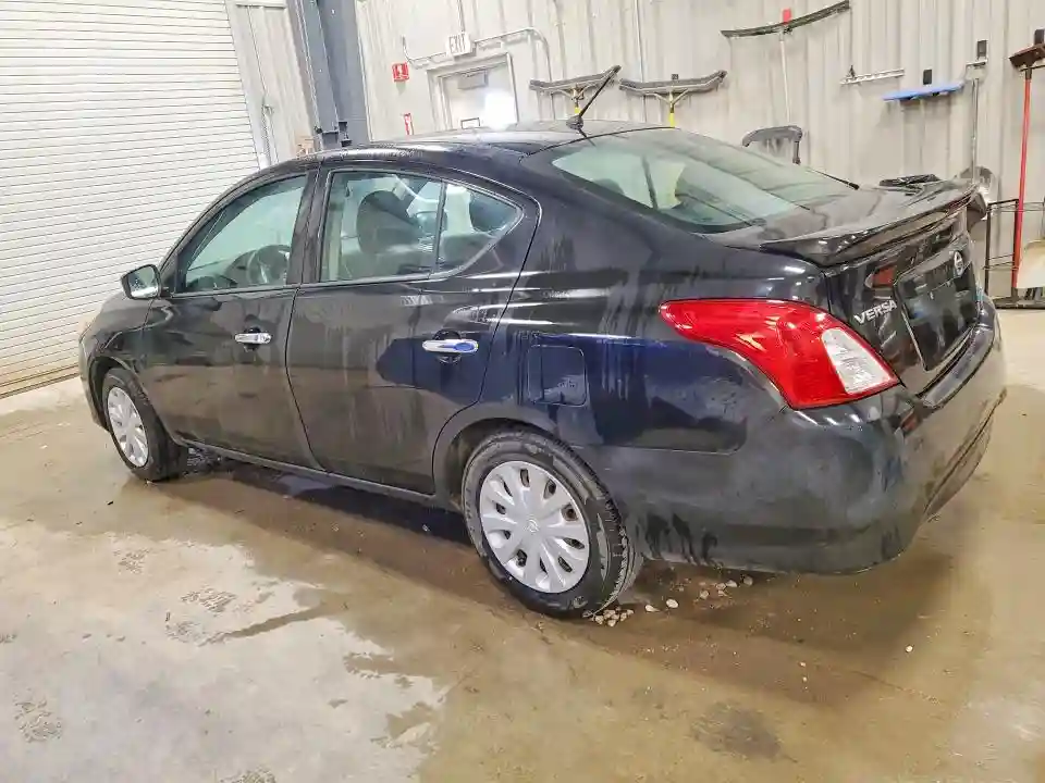 3N1CN7AP9FL883226 2015 NISSAN VERSA-1
