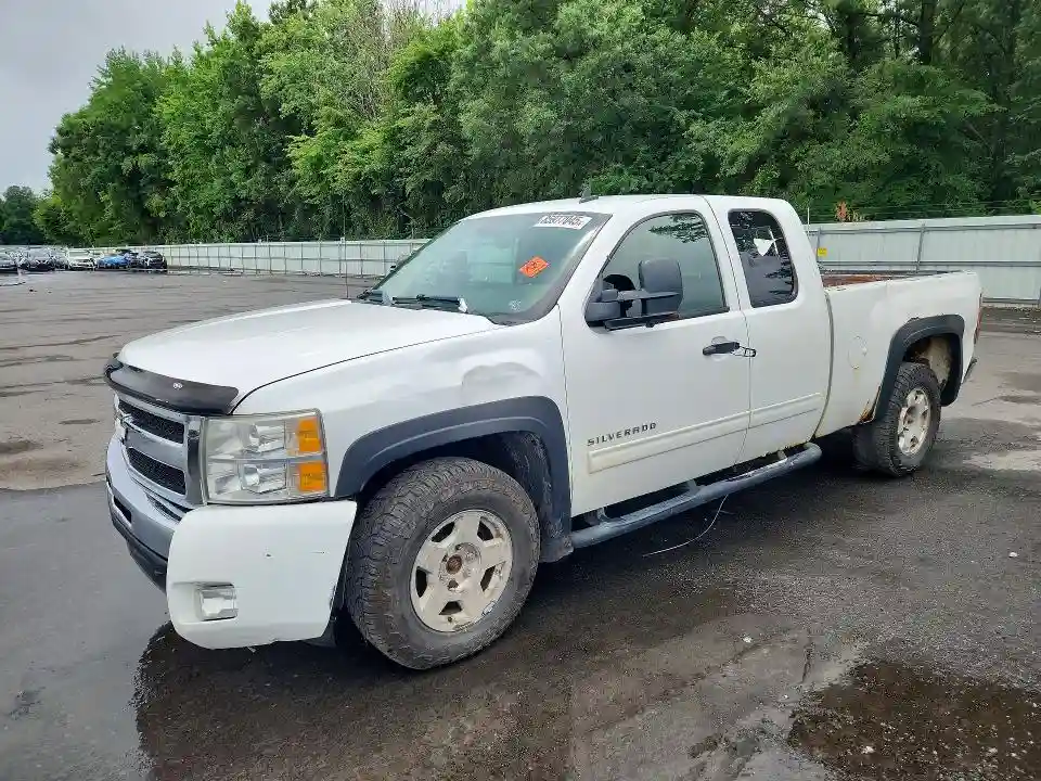 1GCRKSE3XBZ215982 2011 CHEVROLET SILVERADO-0