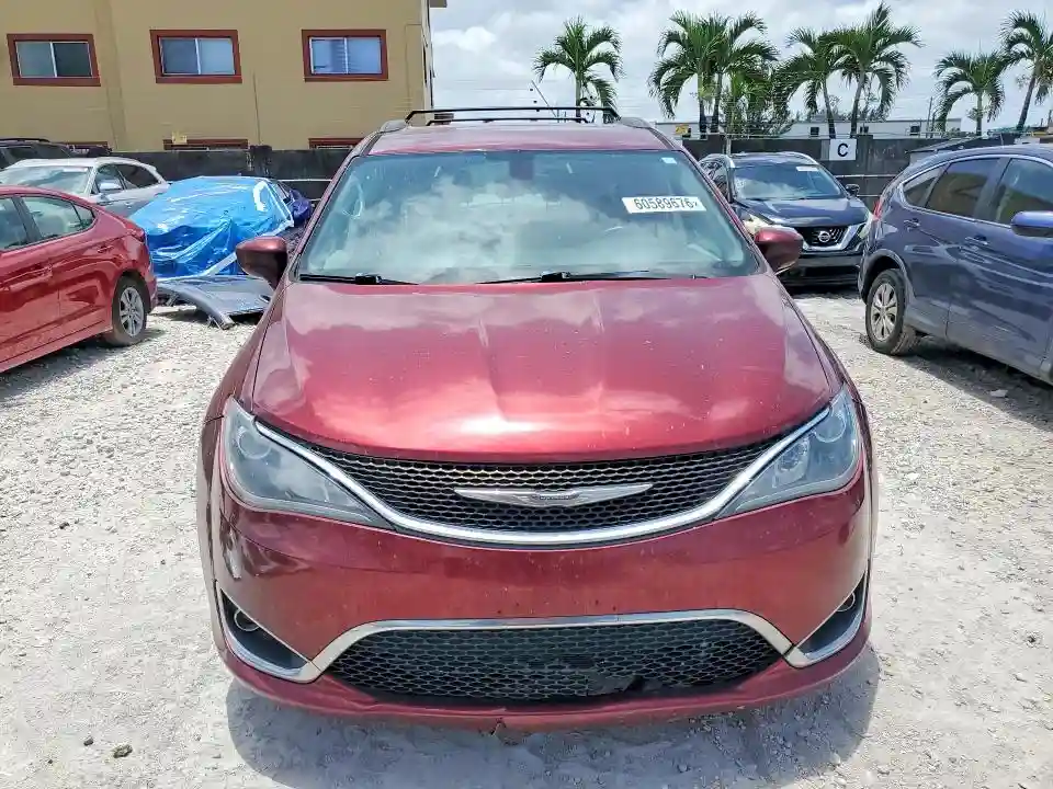 2C4RC1BGXHR523462 2017 CHRYSLER PACIFICA-4