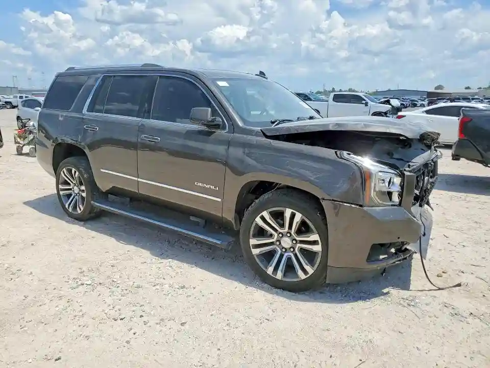1GKS1CKJ4KR220239 2019 GMC YUKON-3