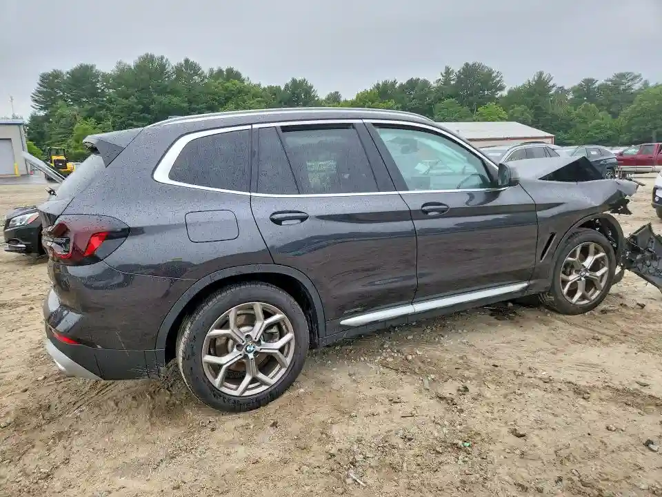 WBX57DP05PN241664 2023 BMW X3-2