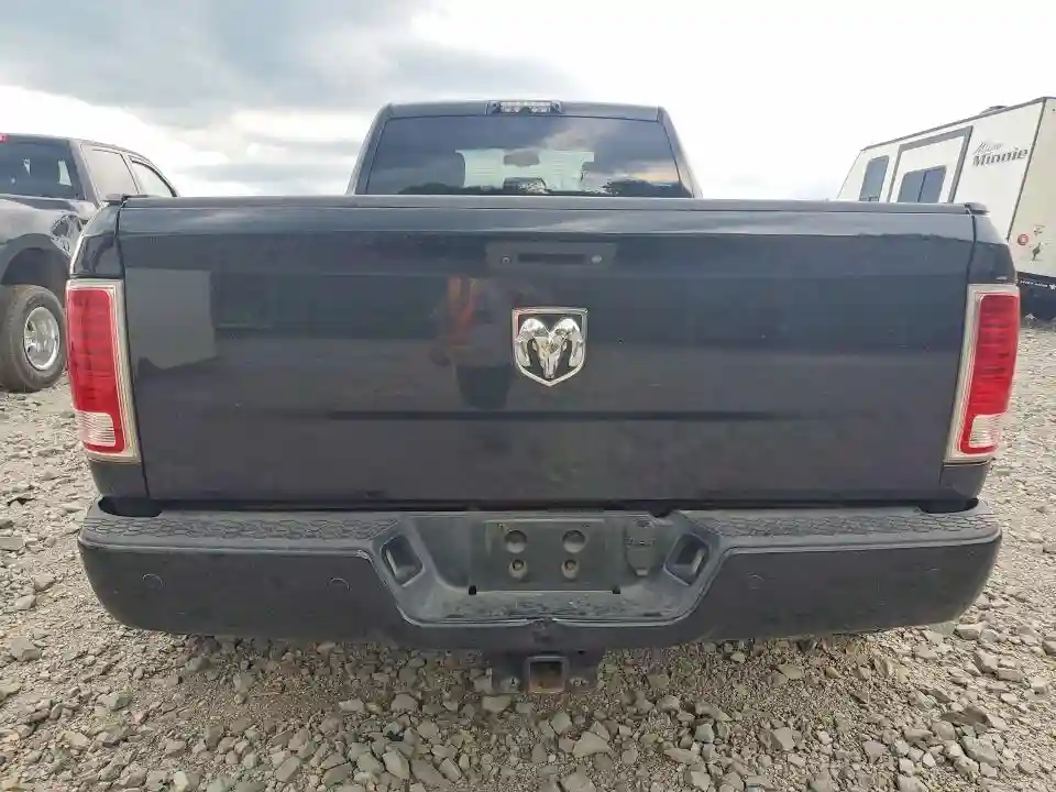 3C63RRJL3JG339842 2018 RAM 3500-5