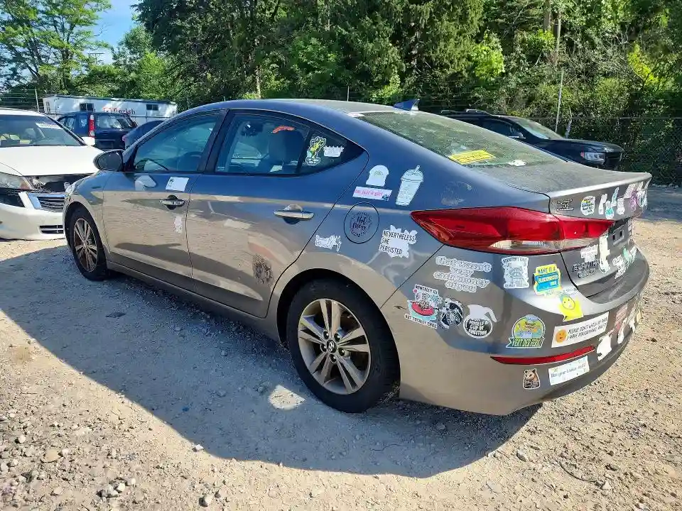 5NPD84LF9JH256384 2018 HYUNDAI ELANTRA VA-1