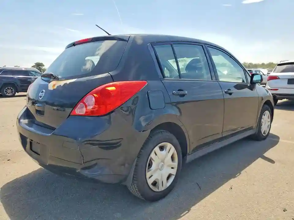 3N1BC1CP9BL517398 2011 NISSAN VERSA-2