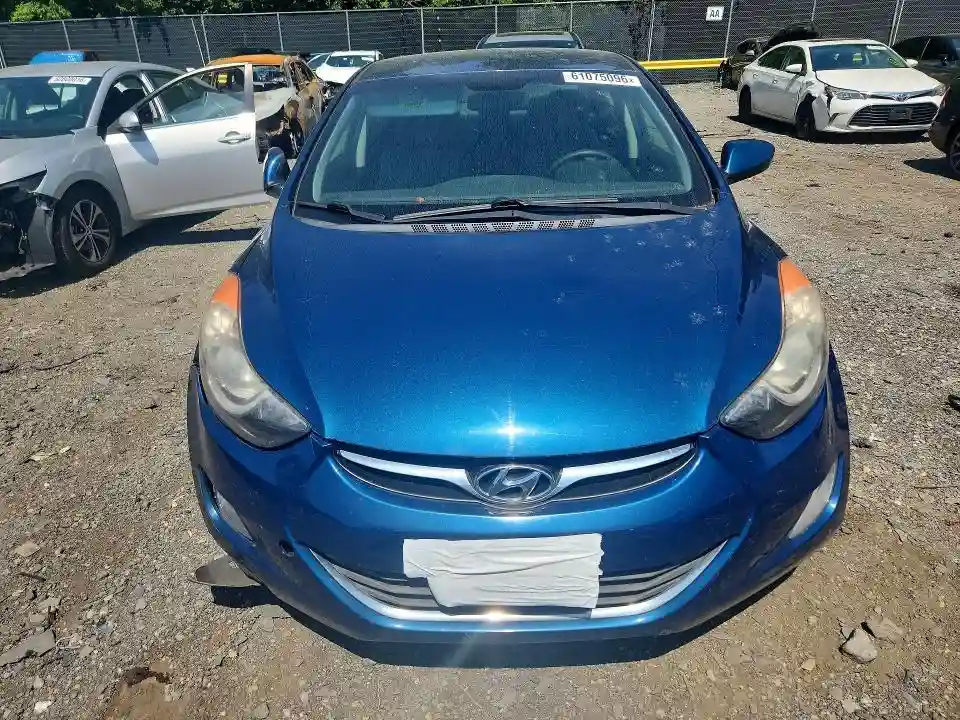 KMHDH4AE4DU955485 2013 HYUNDAI ELANTRA-4
