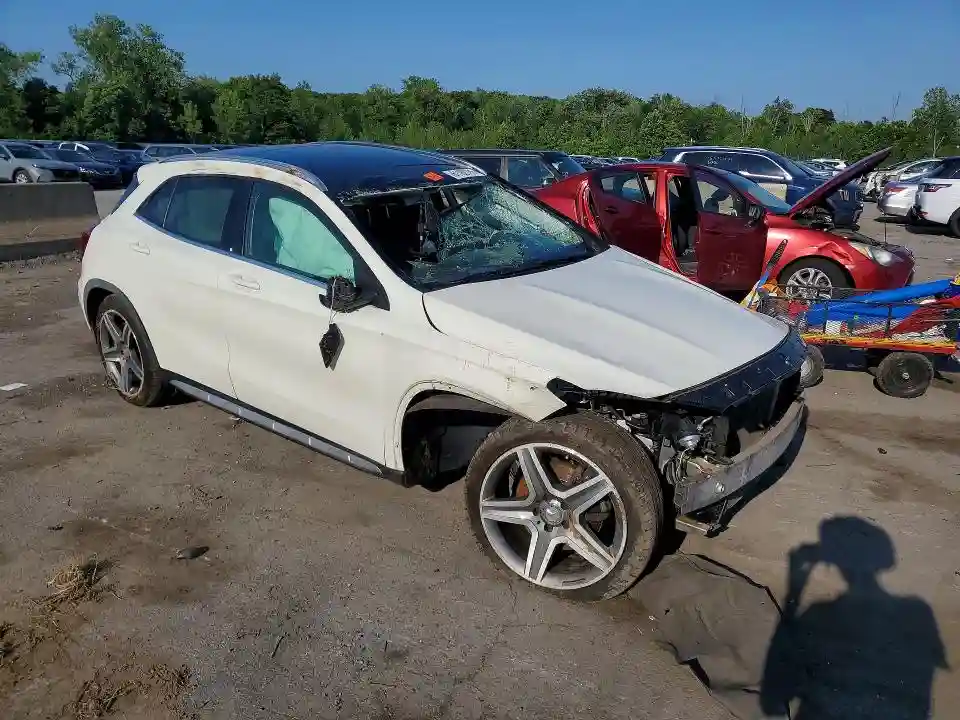 WDCTG4EB6FJ134275 2015 MERCEDES-BENZ GLA-CLASS-3