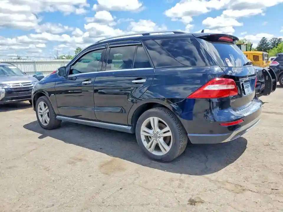 4JGDA5HB8CA021478 2012 MERCEDES-BENZ M-CLASS-1