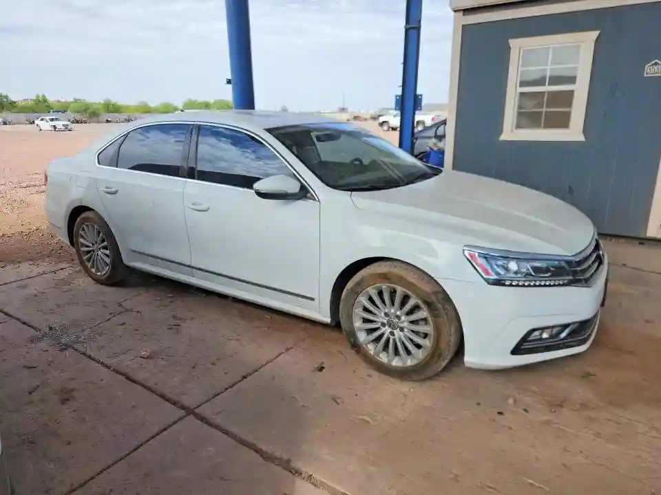 1VWBS7A36GC064876 2016 VOLKSWAGEN PASSAT-3