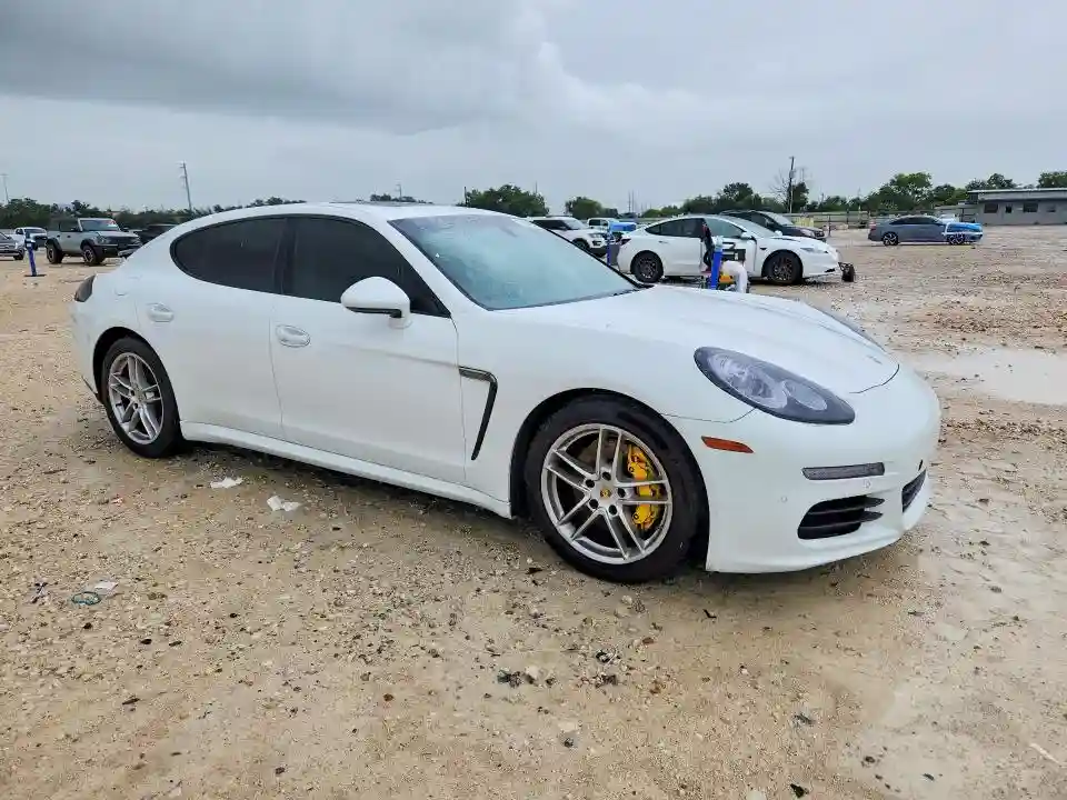 WP0AA2A78FL002109 2015 PORSCHE PANAMERA-3