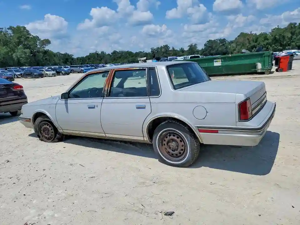 2G3AJ5130J9341204 1988 OLDSMOBILE CUTLASS-1