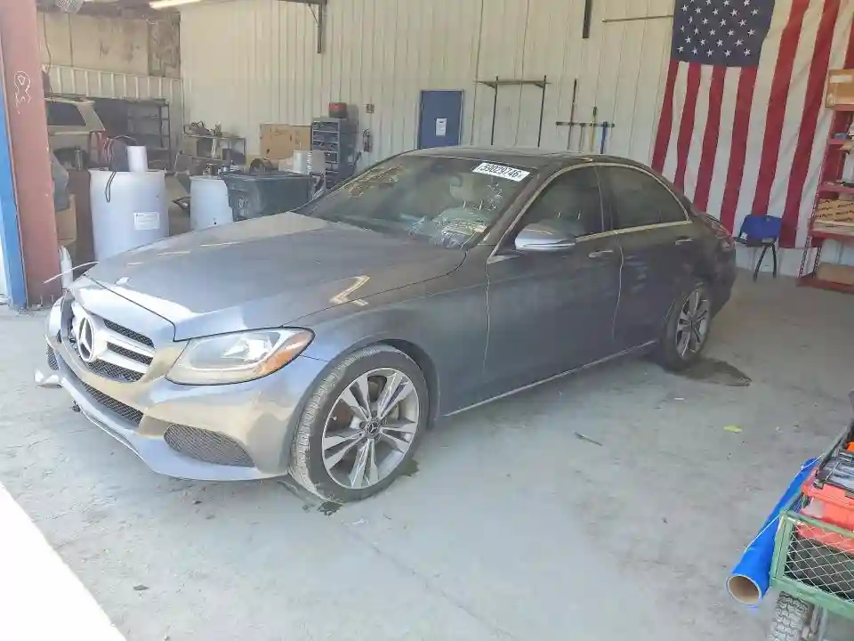 55SWF4JB8JU241418 2018 MERCEDES-BENZ C-CLASS-0