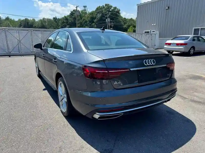 WAUDAAF49MA061648 2021 AUDI A4-1