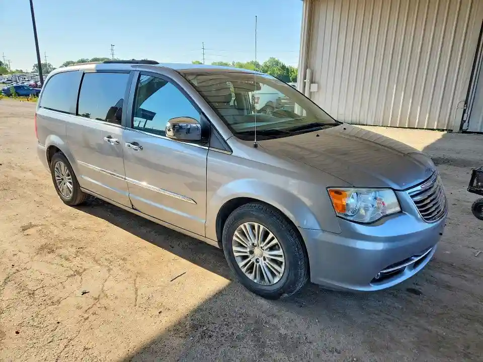 2C4RC1CG9FR742067 2015 CHRYSLER TOWN & C-3
