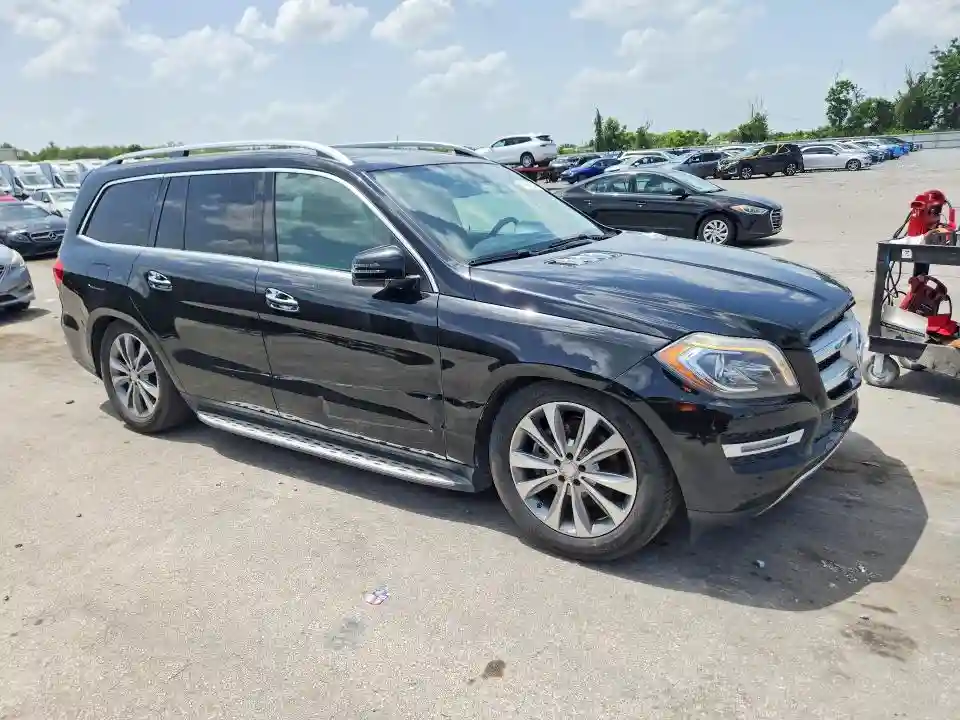4JGDF6EE0FA511925 2015 MERCEDES-BENZ GL-CLASS-3