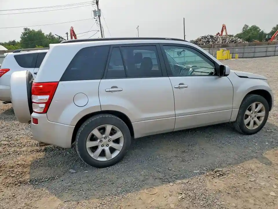 JS3TD0D74C4100819 2012 SUZUKI GR VITARA-2