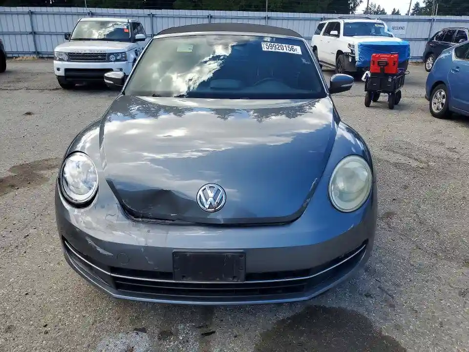 3VW5L7AT1DM807464 2013 VOLKSWAGEN BEETLE-4