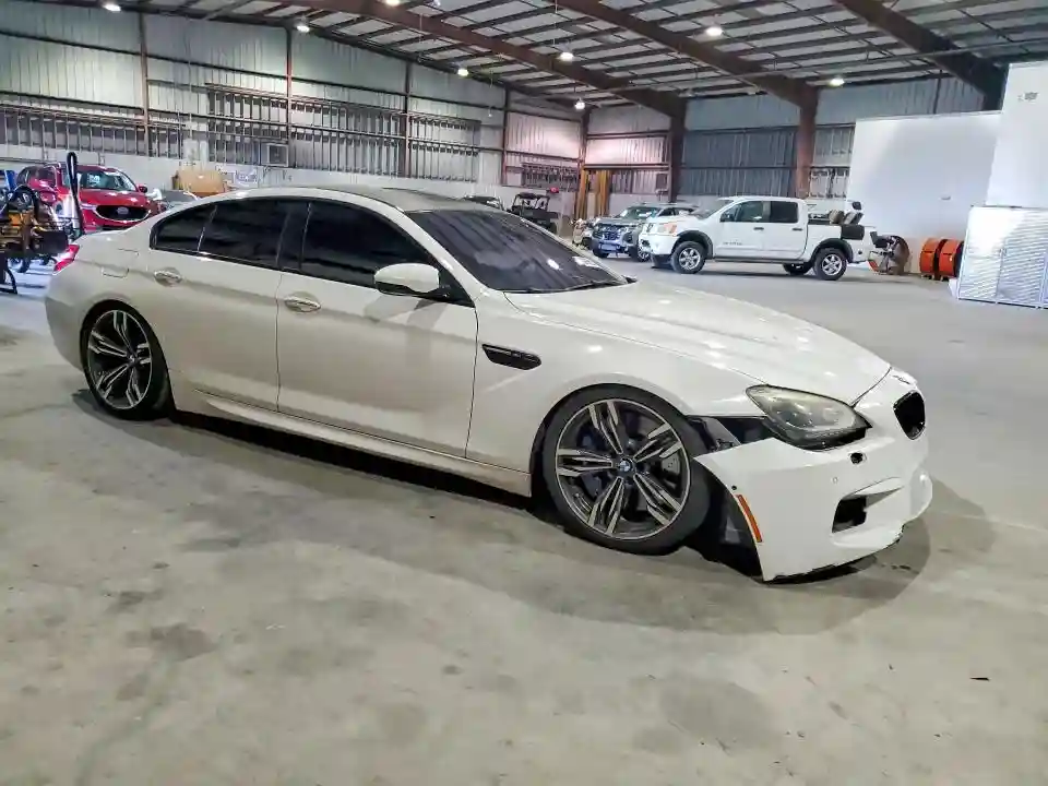 WBS6C9C55FD468037 2015 BMW M6-3