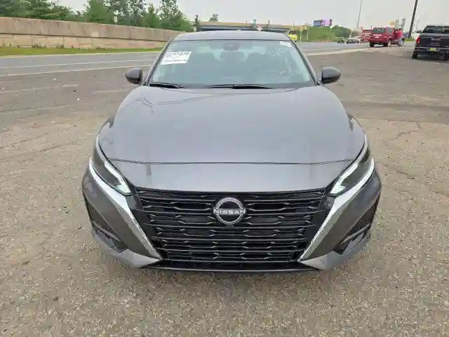 1N4BL4DV8SN417553 2025 NISSAN ALTIMA-4
