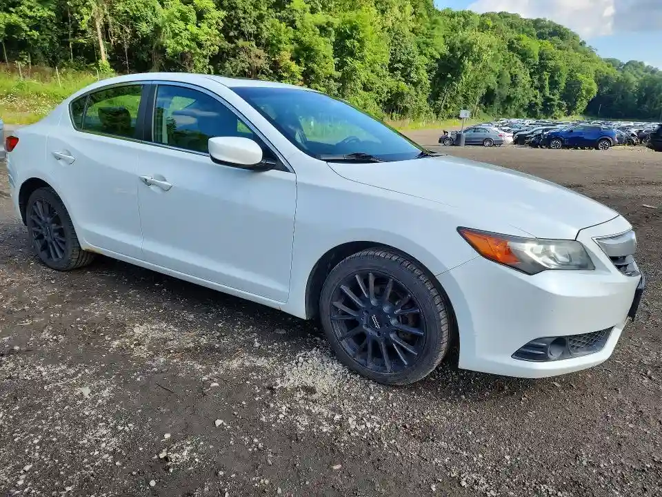 19VDE1F31EE004768 2014 ACURA ILX-3