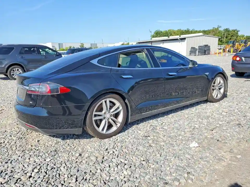 5YJSA1CN7DFP12290 2013 TESLA MODEL S-2