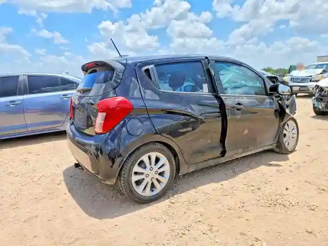 KL8CD6SA9JC478159 2018 CHEVROLET SPARK-2