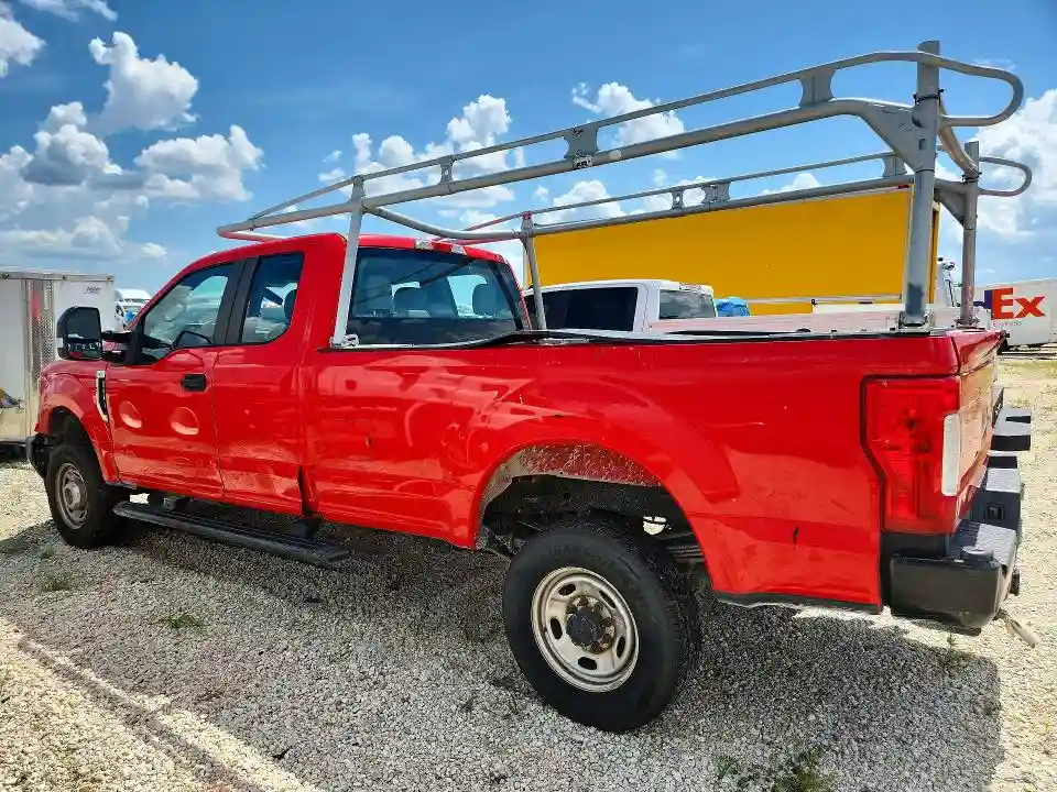 1FT8X3BT5HED11042 2017 FORD F350-1