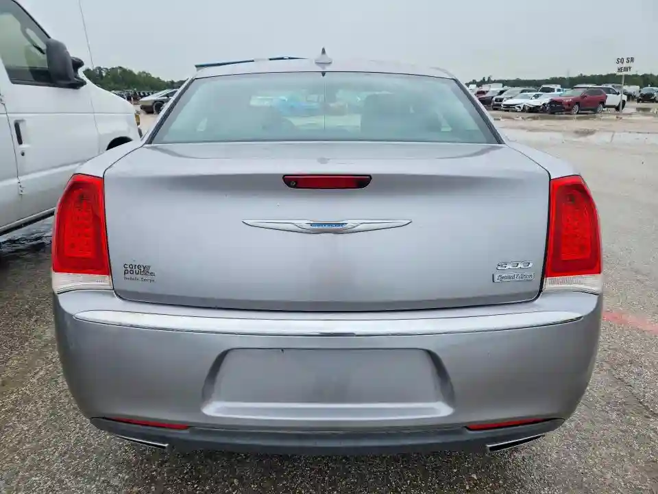 2C3CCAEG7JH194155 2018 CHRYSLER 300-5