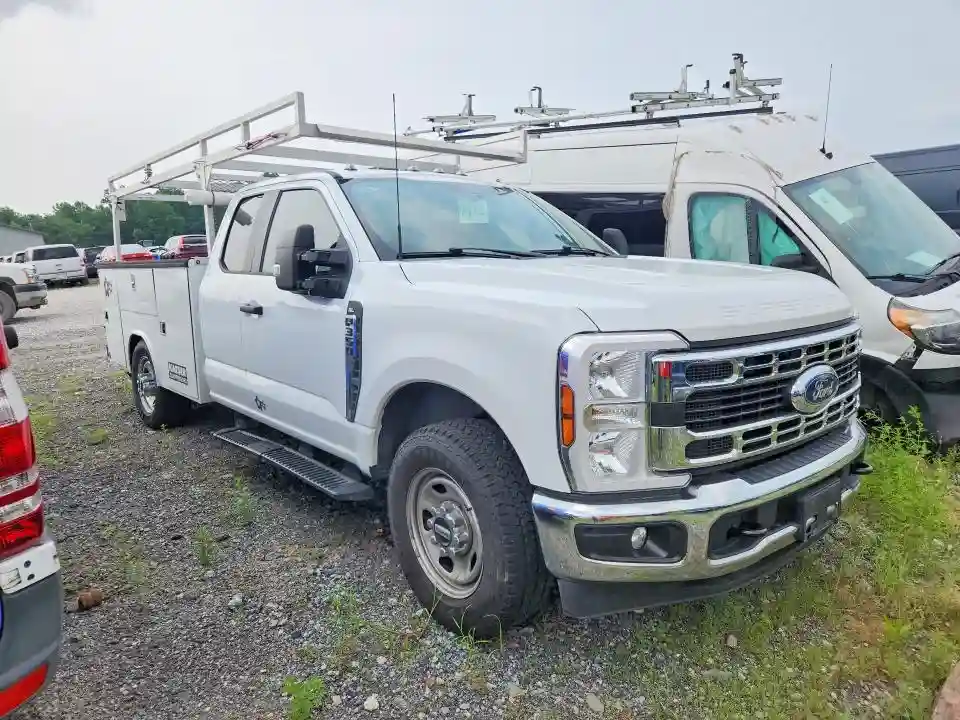 1FD8X3ENXRED67715 2024 FORD F350-3