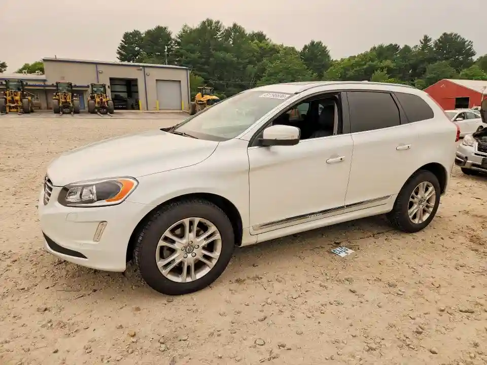 YV4612RM5G2868029 2016 VOLVO XC60-0