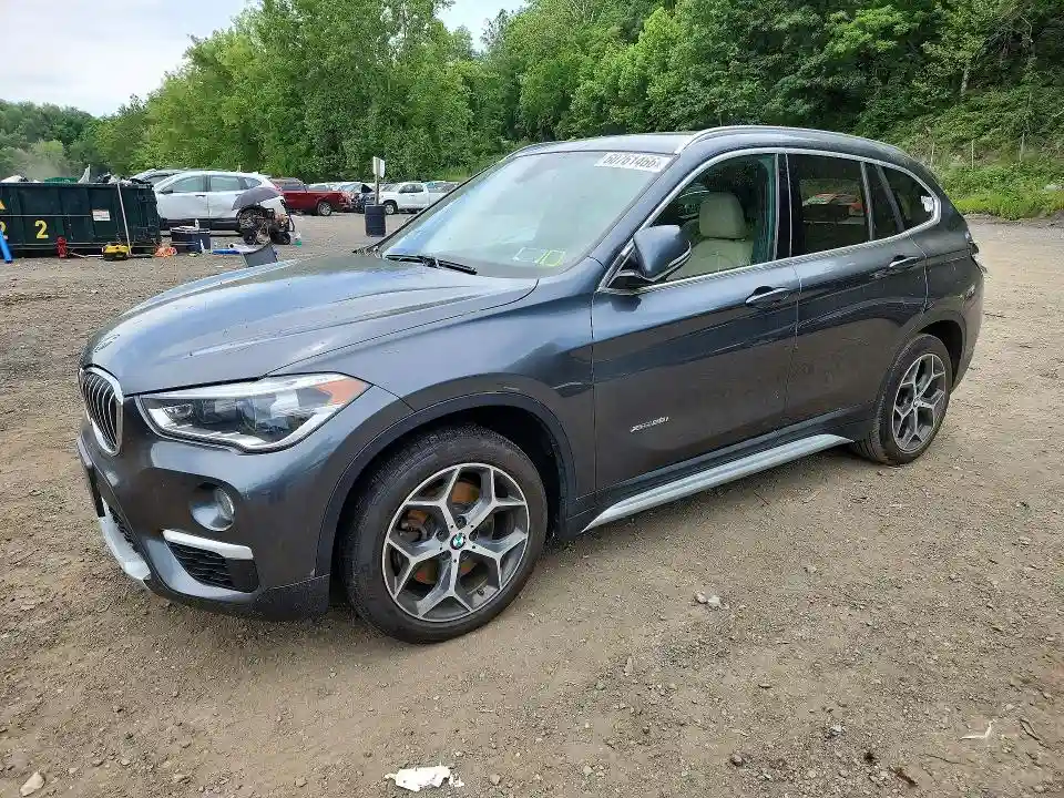 WBXHT3C31H5F79747 2017 BMW X1-0
