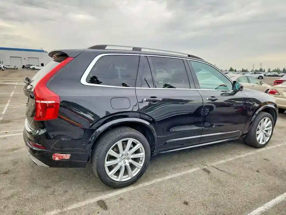 YV4BC0PK5G1089332 2016 VOLVO XC90-2