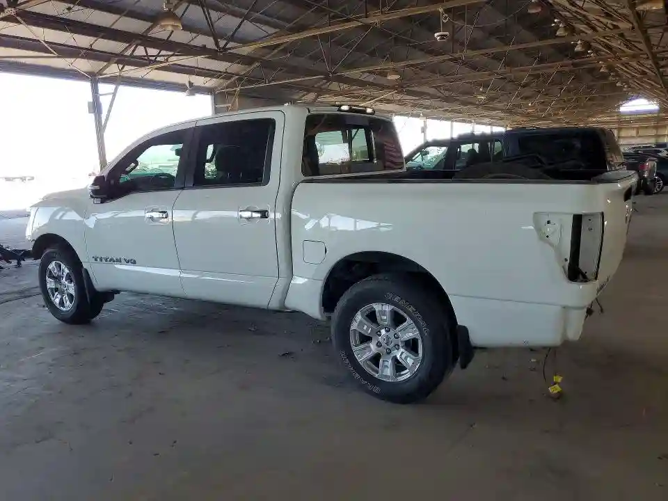 1N6AA1E69JN544549 2018 NISSAN TITAN-1