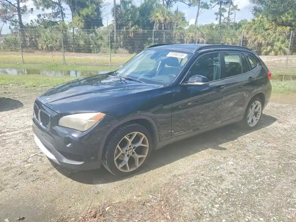 WBAVM1C51EVW47215 2014 BMW X1-0