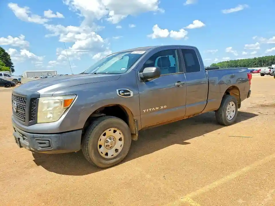 1N6BA1C37HN561812 2017 NISSAN TITAN-0