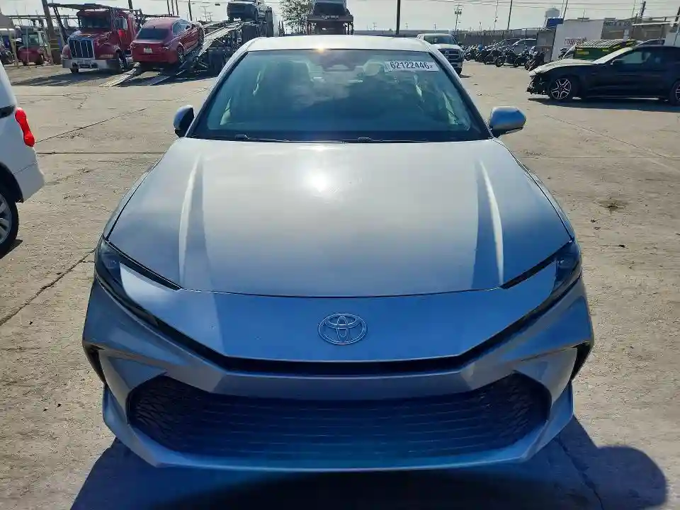 4T1DAACKXTU217369 2026 TOYOTA CAMRY-4