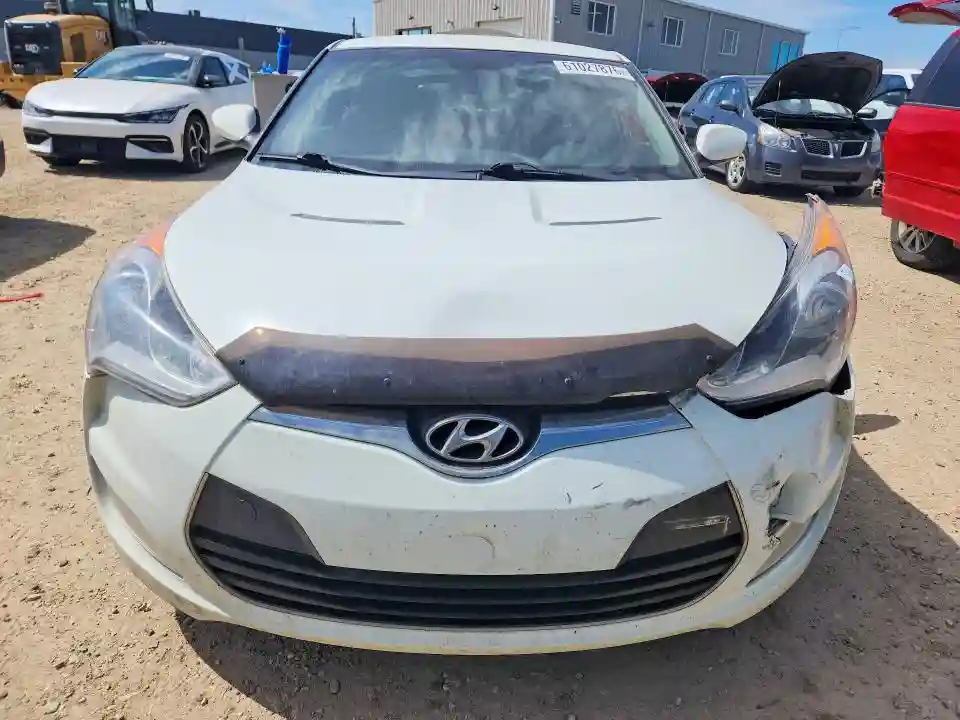 KMHTC6AD6DU121537 2013 HYUNDAI VELOSTER-4