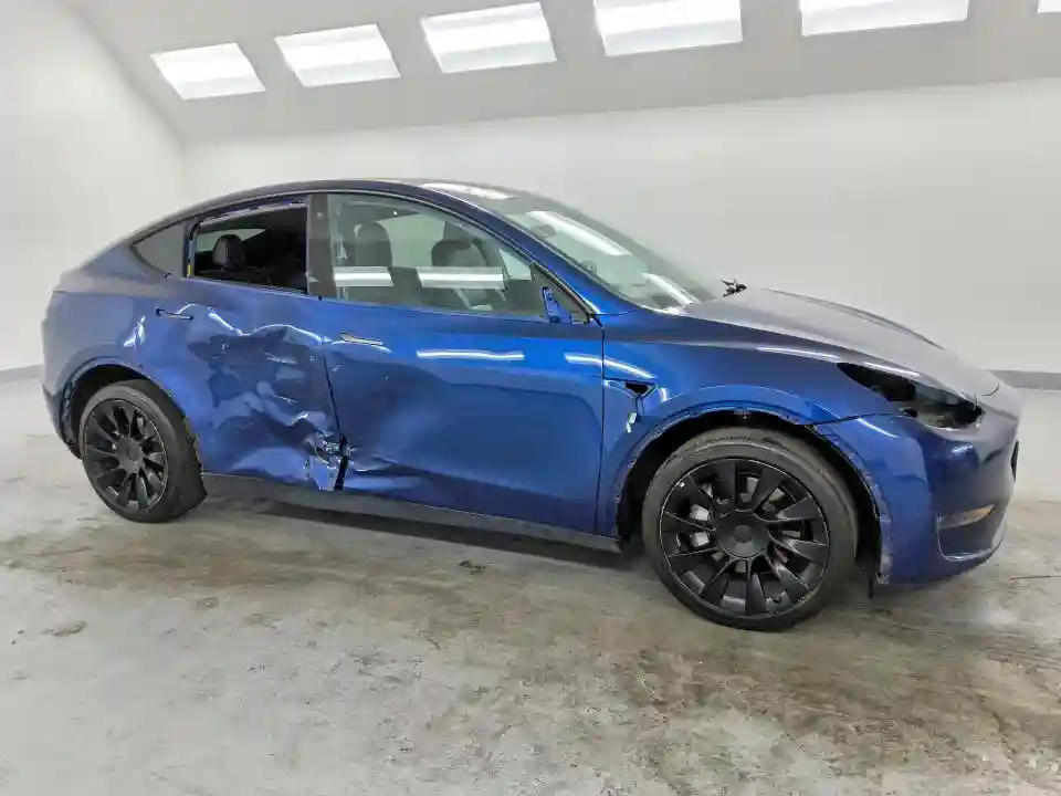 7SAYGDEE3NF481237 2022 TESLA MODEL Y-3