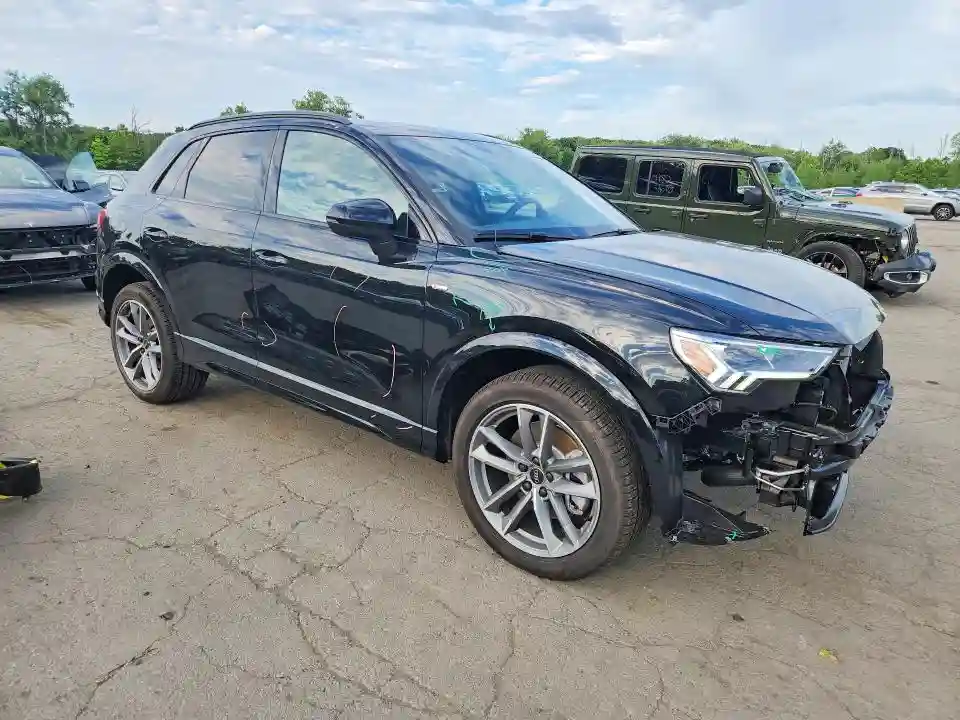 WA1DECF36S1054738 2025 AUDI Q3-3