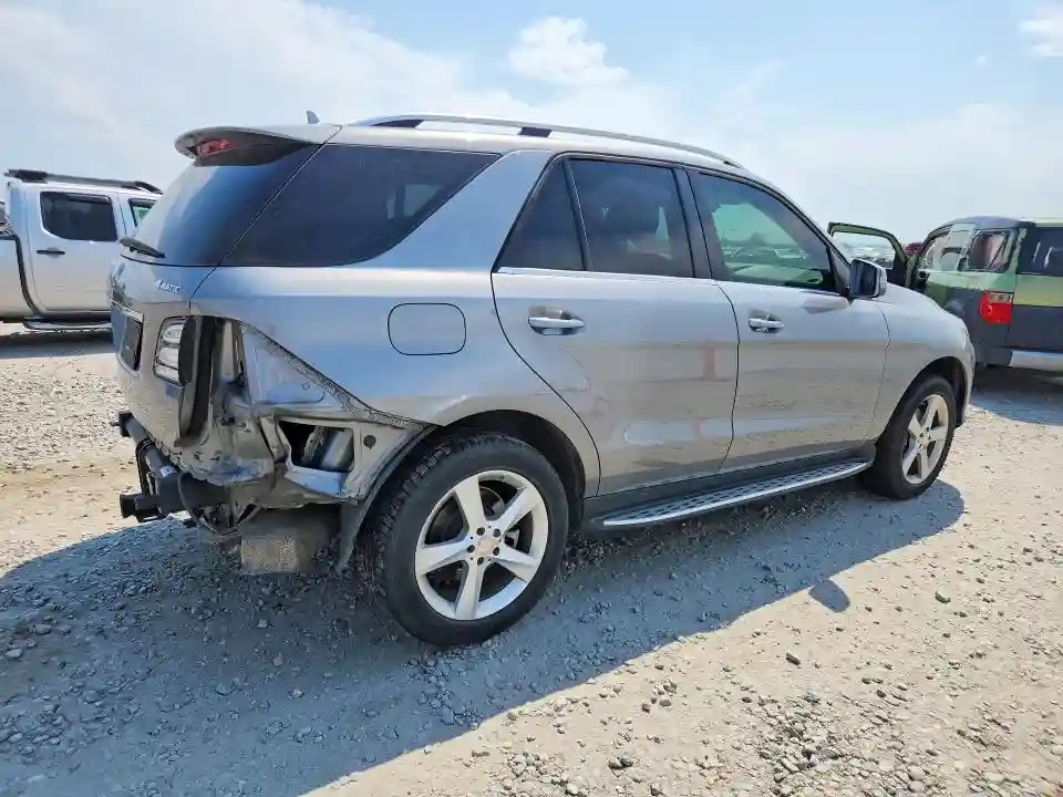 4JGDA5HB1GA707061 2016 MERCEDES-BENZ GLE-CLASS-2