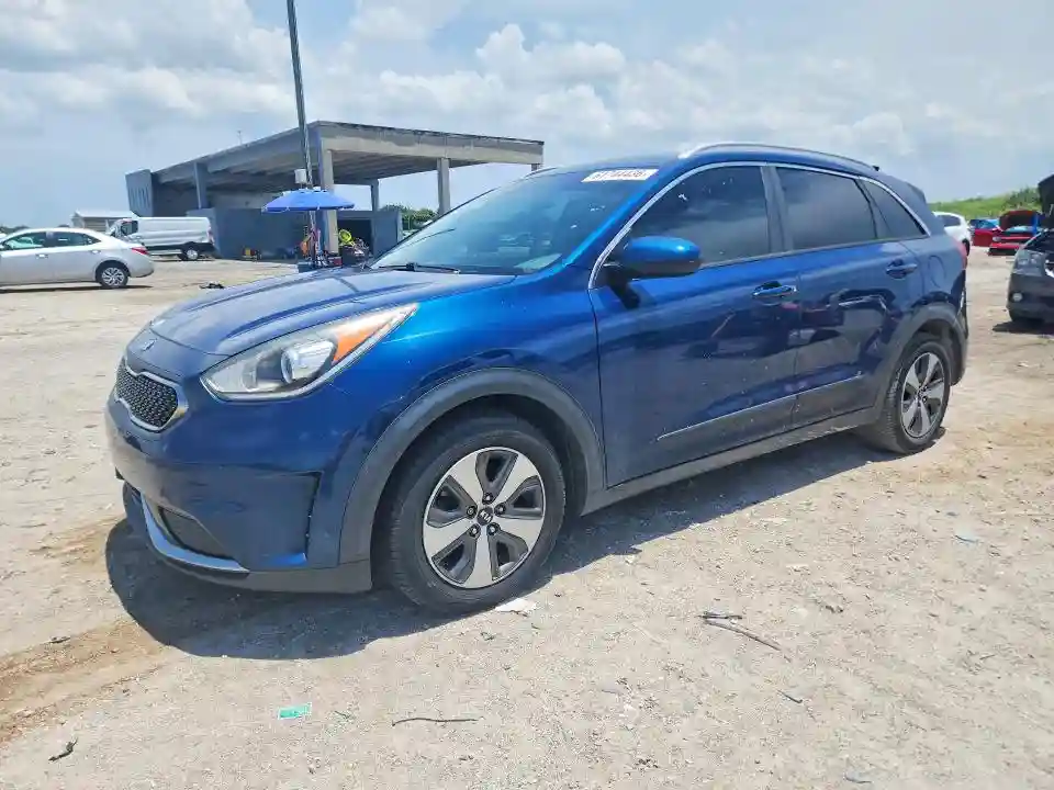KNDCB3LC6H5045067 2017 KIA NIRO-0