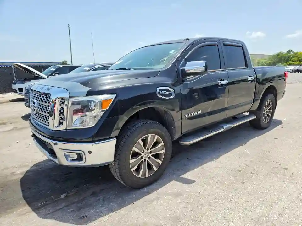 1N6AA1E55HN559258 2017 NISSAN TITAN-0