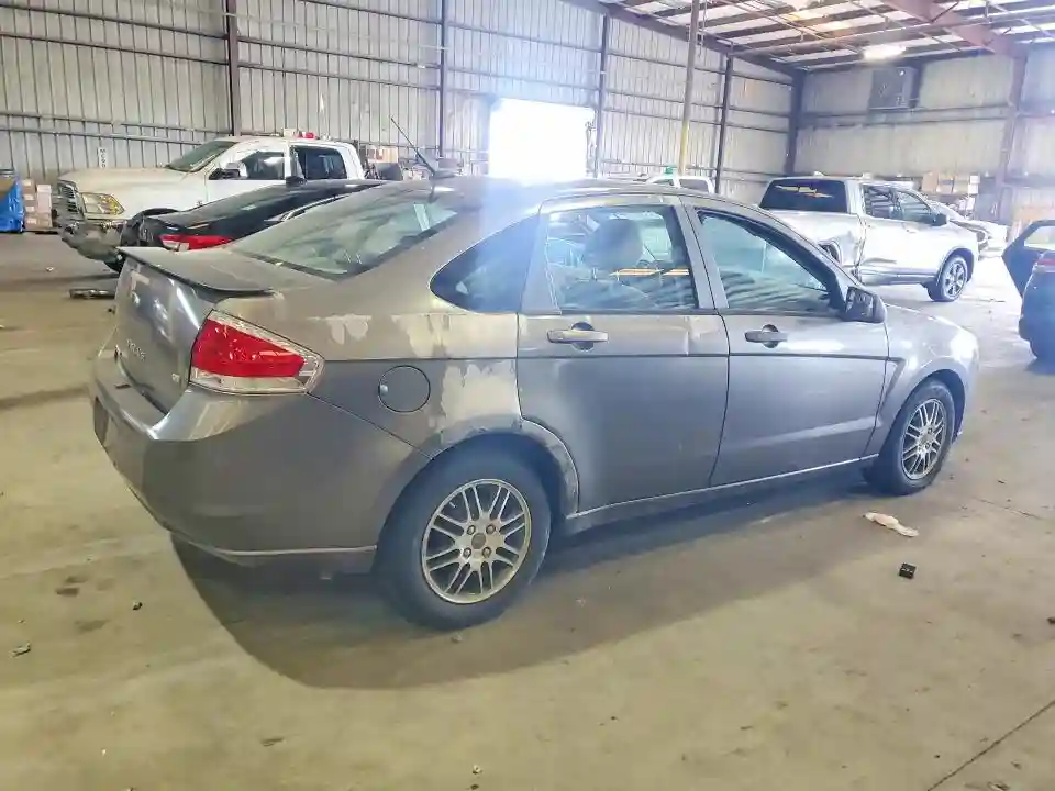 1FAHP3FN1BW150305 2011 FORD FOCUS-2