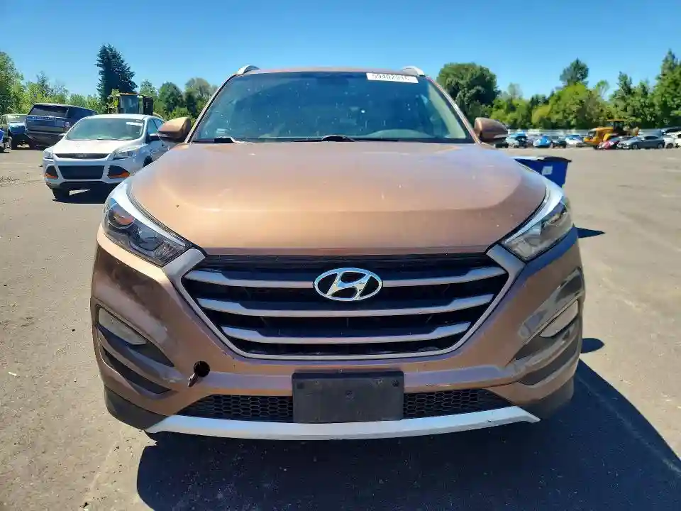 KM8J3CA20GU188837 2016 HYUNDAI TUCSON-4